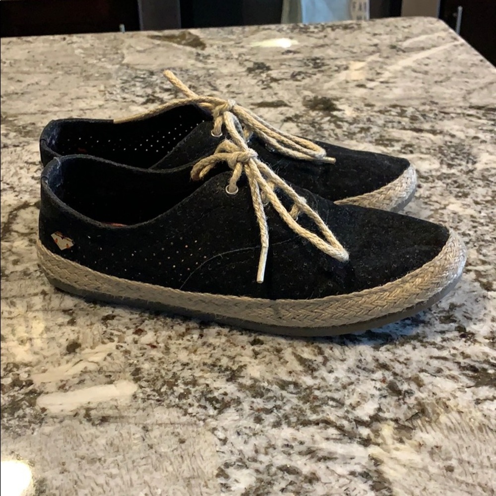 Roxy Dixie Black eyelet Espadrille Lace up Sneaker